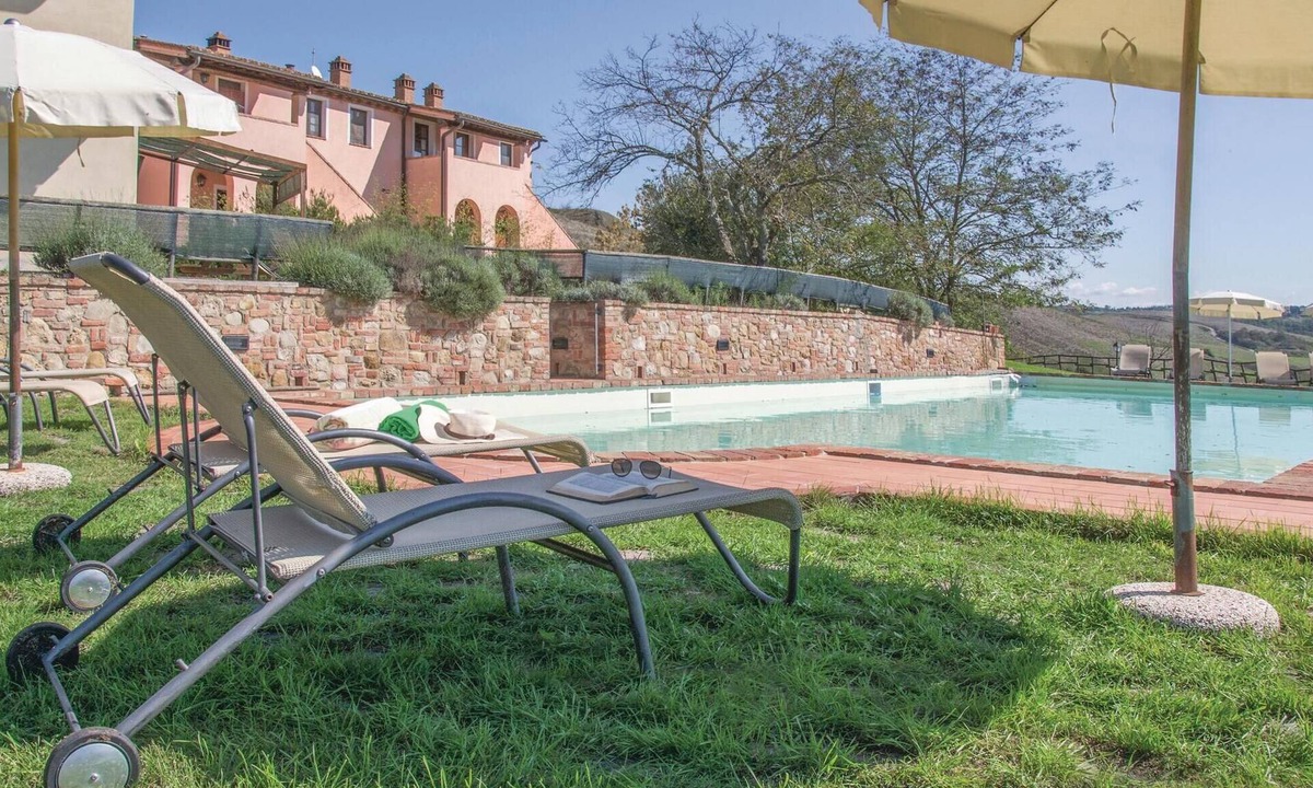 Toiano Apartment | 1 bedroom nice apartment in Toiano PI