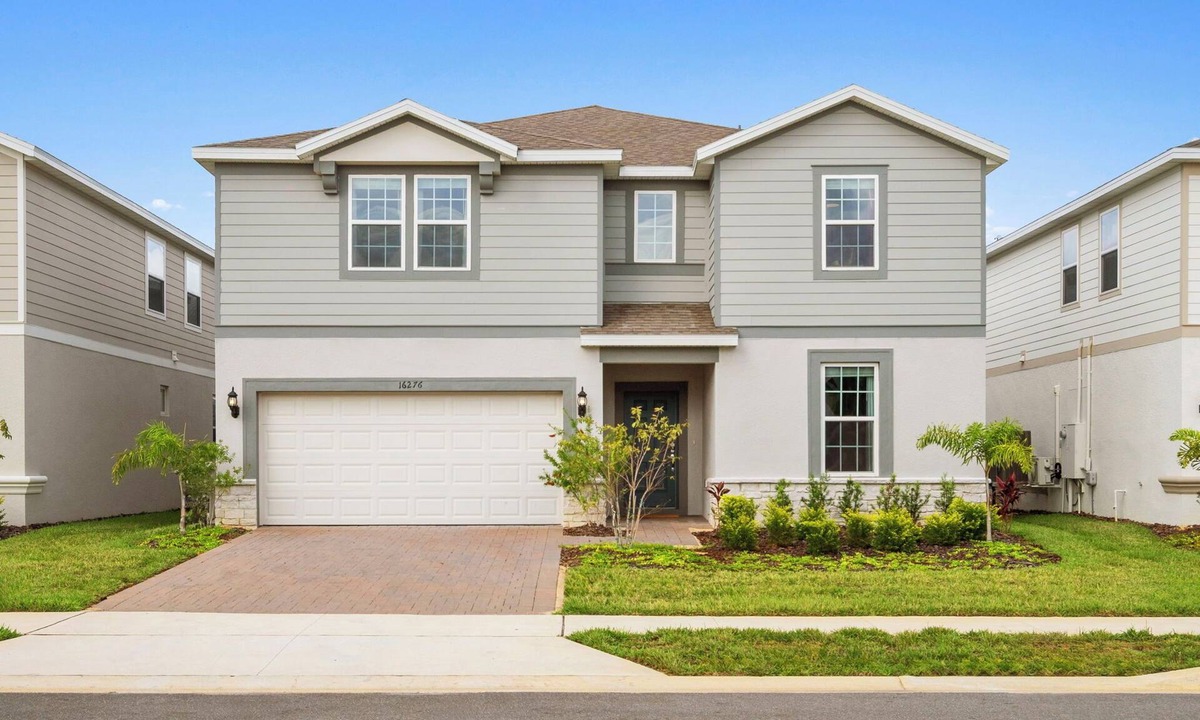 Sunrise Lakes House | 10 Bedroom/8 Bathroom/Windsor Cay (16276SK)