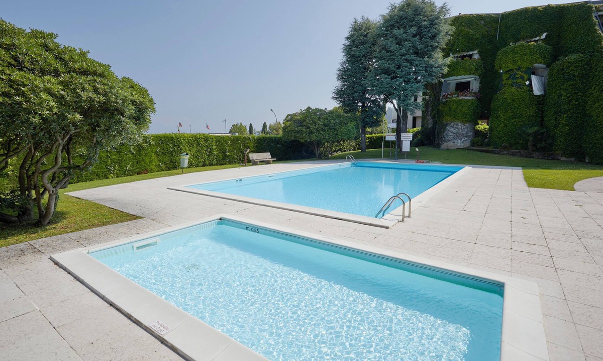San Martino della Battaglia Apartment | [100mt Lake] Accogliente Appartamento per 6 Persone con Piscina e Parcheggio