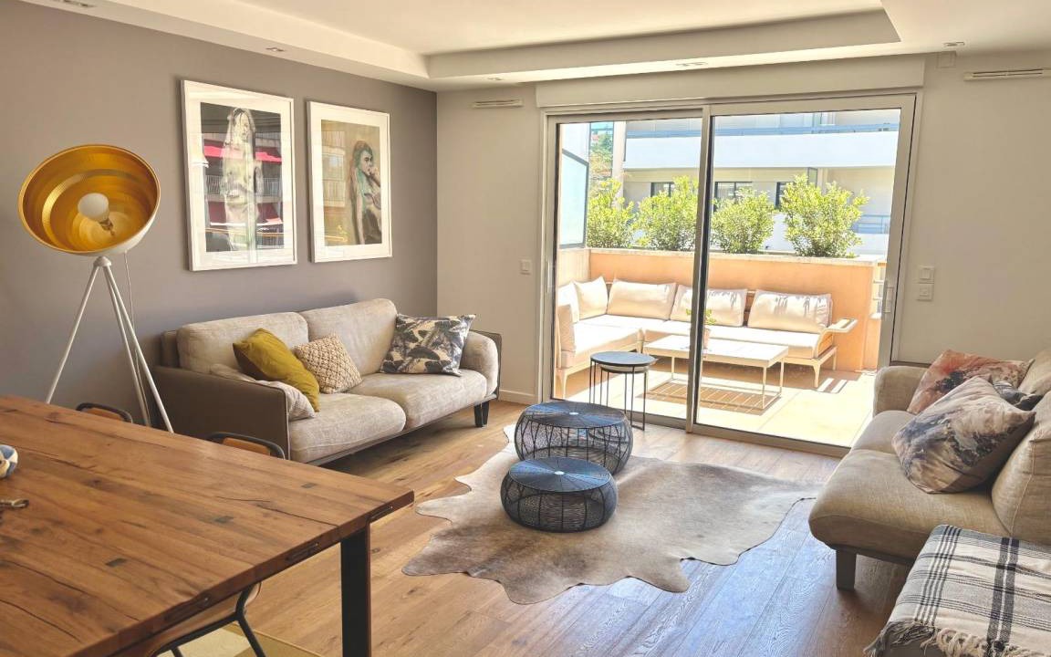 Pointe Croisette Apartment | 105 m² Apartment ∙ 4 bedrooms ∙ 8 guests