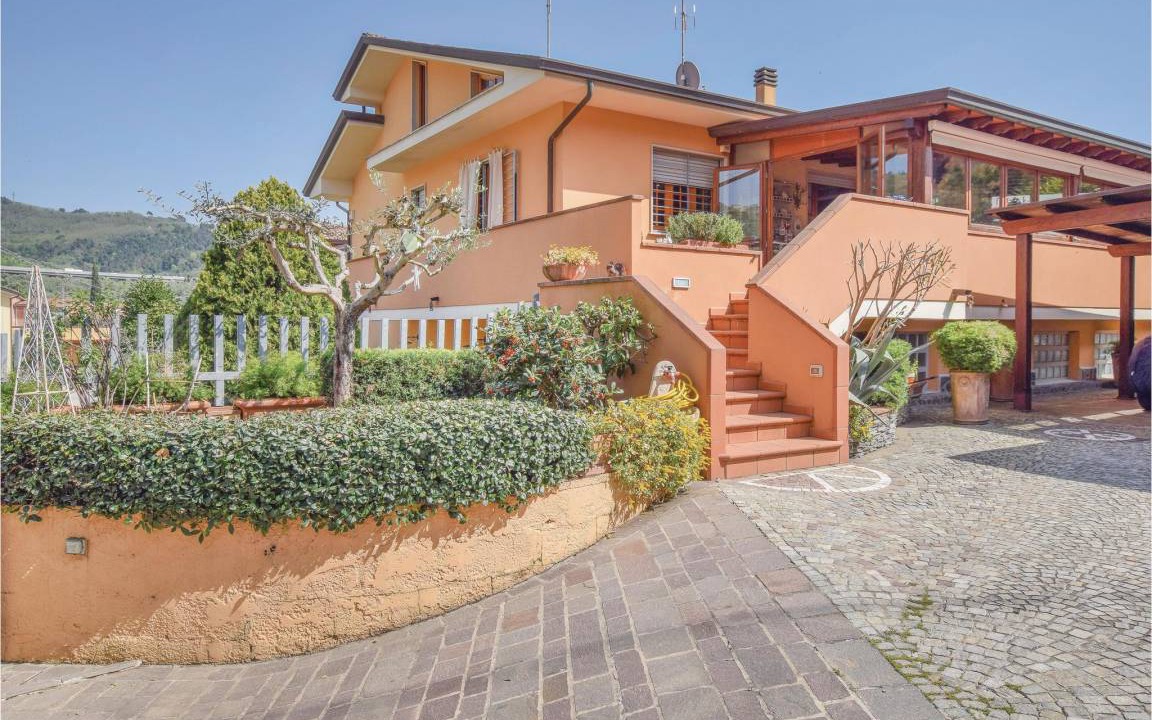 Massarosa House | 110 m² Maisonette ∙ 4 bedrooms ∙ 8 guests