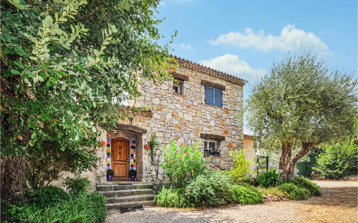 Saint-Jacques House | 116 m² House ∙ 3 bedrooms ∙ 6 guests