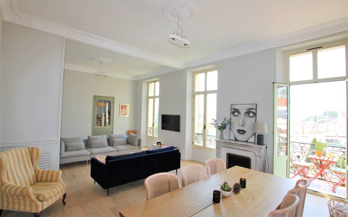 Riou - Petit Juas - Av de Grasse Apartment | 130 m² Apartment ∙ 4 bedrooms ∙ 8 guests