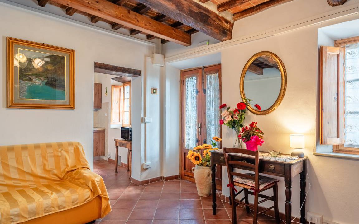 Petrognano House | 130 m² House ∙ 3 bedrooms ∙ 6 guests