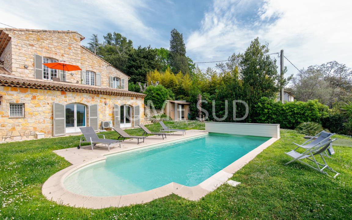 Mougins Villa | 140 m² Villa ∙ 3 bedrooms ∙ 6 guests