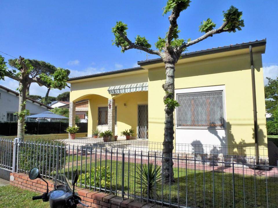 Lido di Camaiore House | 150 m² House ∙ 3 bedrooms ∙ 6 guests