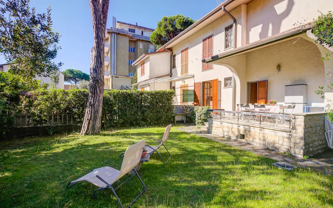 Marina di Pietrasanta House | 160 m² House ∙ 3 bedrooms ∙ 8 guests