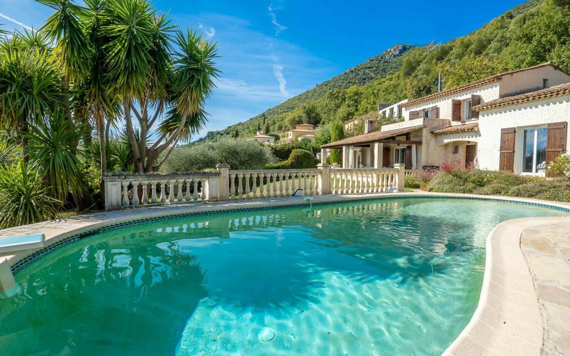Gattieres Other | 160 m² Accommodation ∙ 4 bedrooms ∙ 8 guests