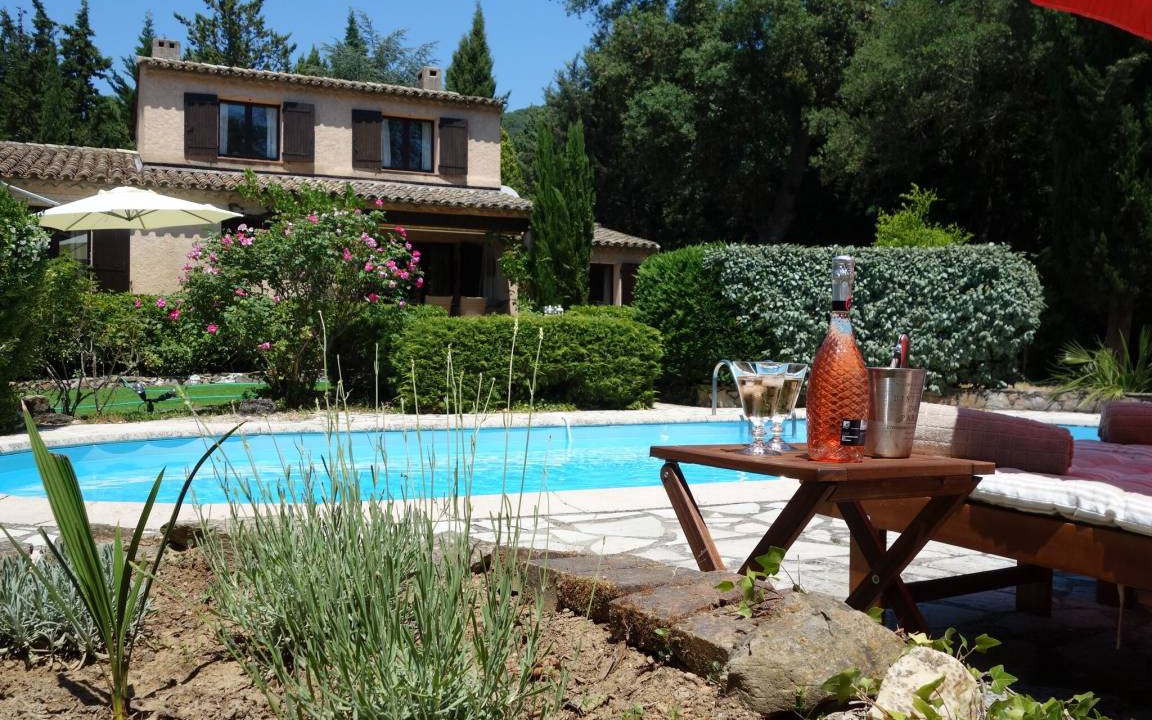 La Mole House | 160 m² House ∙ 3 bedrooms ∙ 6 guests