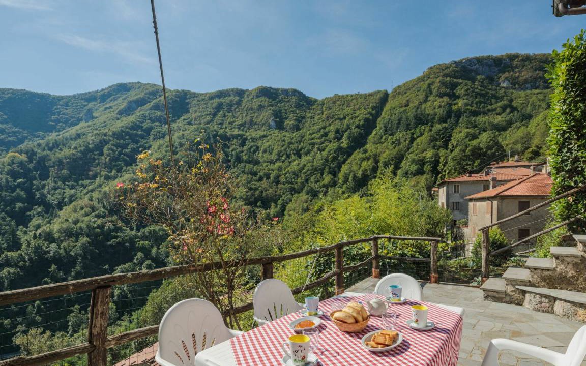 Stazzema Villa | 160 m² Villa ∙ 3 bedrooms ∙ 5 guests