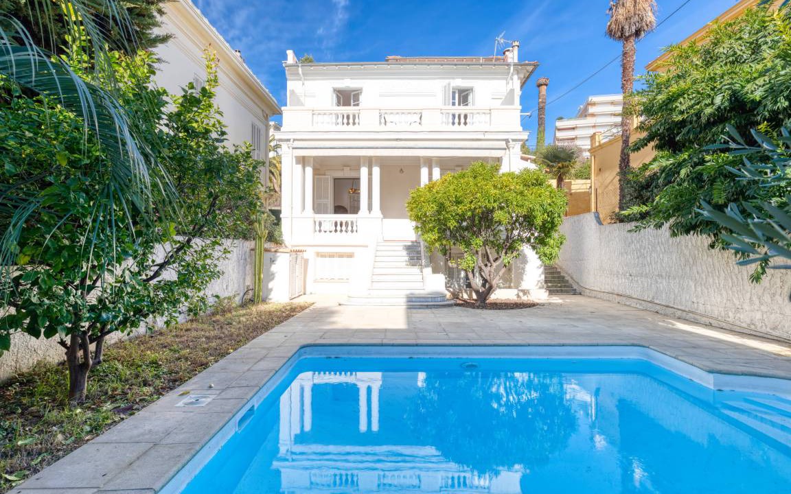 Lazaret Villa | 170 m² Villa ∙ 4 bedrooms ∙ 8 guests