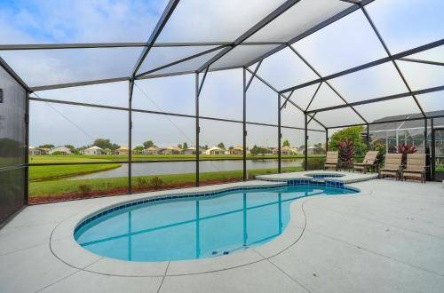 Crescent Lakes House | 173 m² House ∙ 3 bedrooms ∙ 6 guests