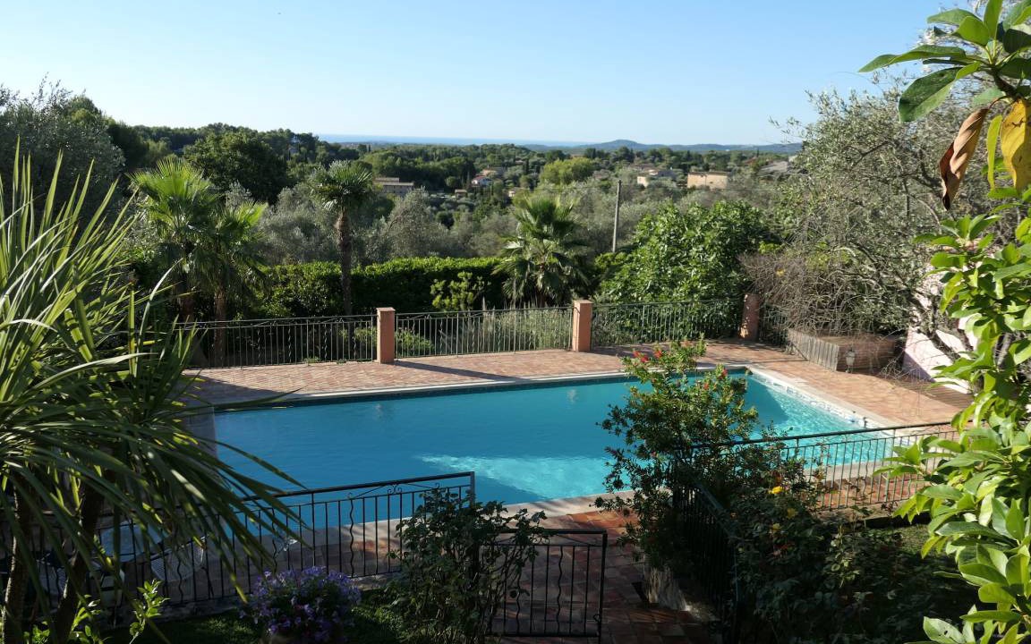 Le Rouret House | 180 m² House ∙ 2 bedrooms ∙ 5 guests