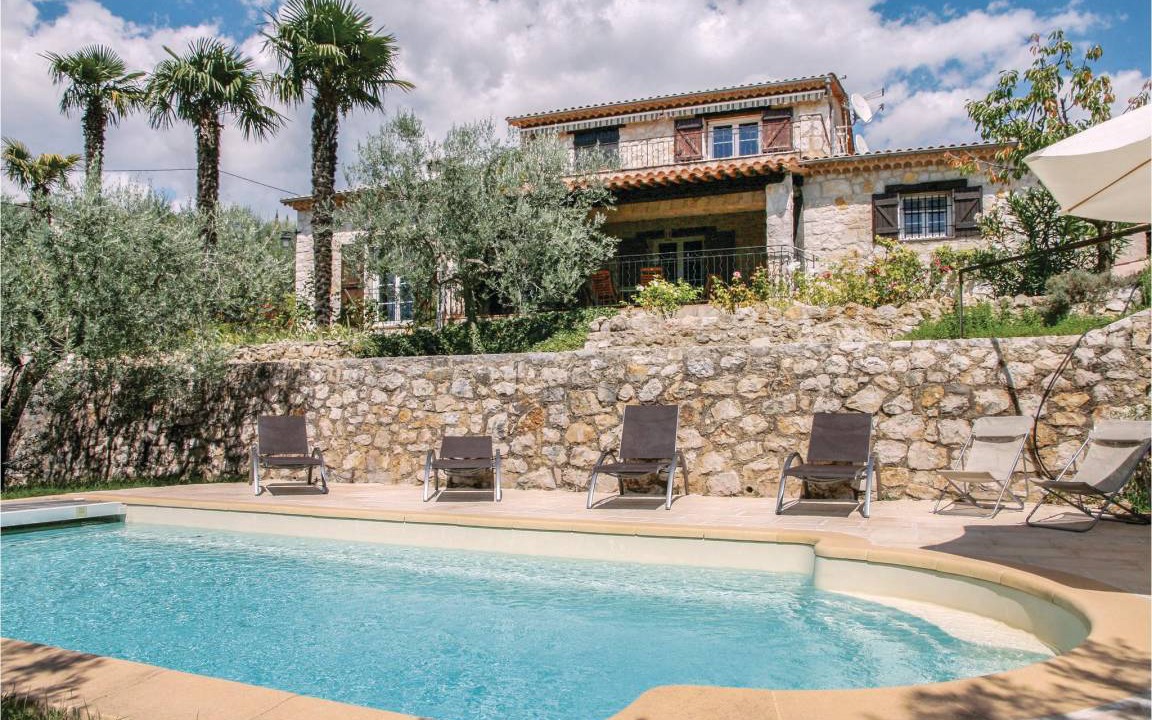 Tourrettes House | 190 m² House ∙ 5 bedrooms ∙ 10 guests