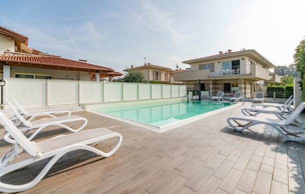 Raffa Apartment | 2 bedroom accommodation in Puegnago sul Garda