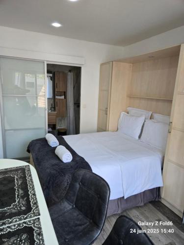 La Trinite House | 2 Chambres paisibles à La Trinité proche de Nice 15 mn, Monaco 20 mn et l'Italie 30 mn et aussi 2 Studios dans le même établissement