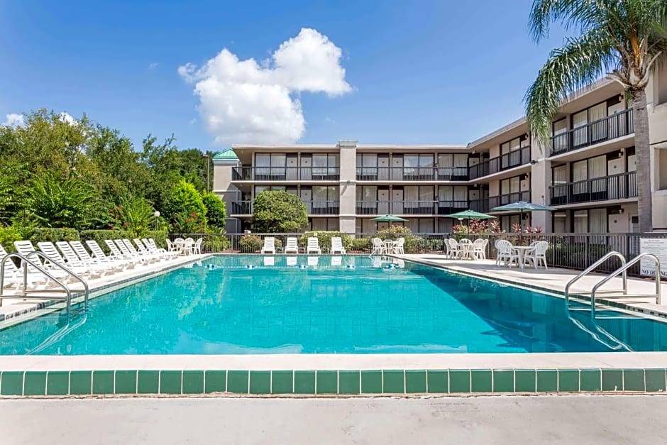 Altamonte Springs Hotel | 2-Star Hotel ∙ Ramada by Wyndham Altamonte Springs