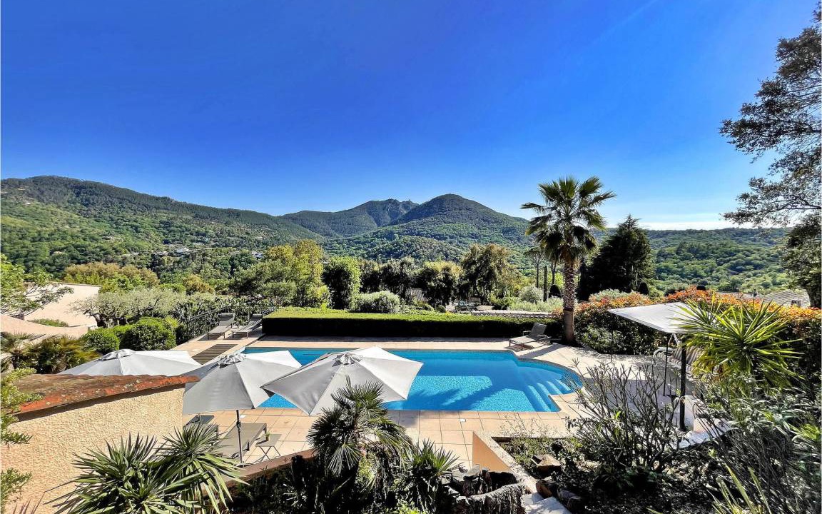 Les Adrets-de-l'Esterel House | 200 m² House ∙ 4 bedrooms ∙ 8 guests
