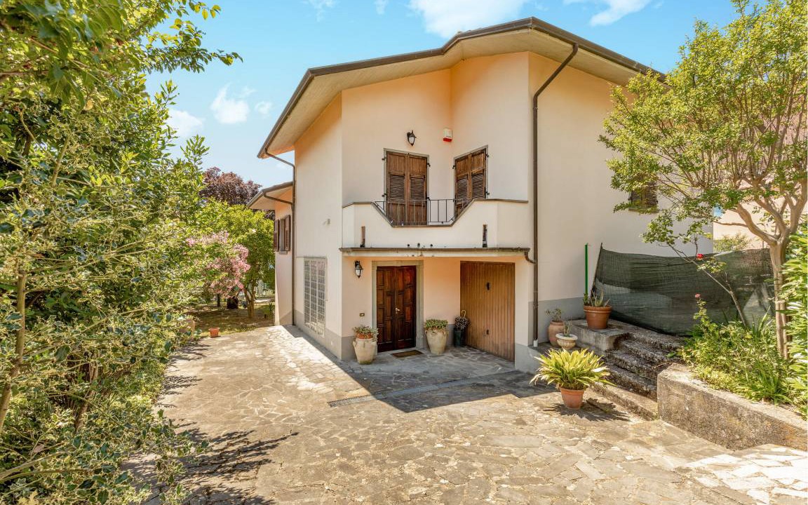 Fivizzano House | 200 m² House ∙ 3 bedrooms ∙ 10 guests