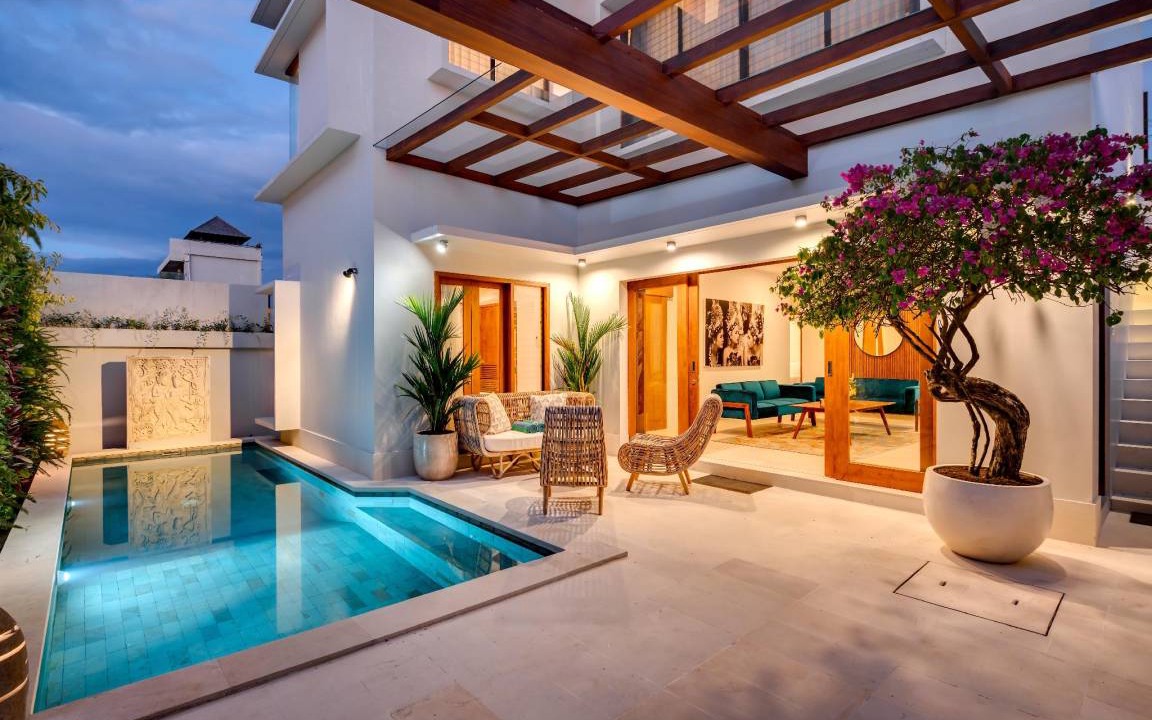 Petitenget Villa | 200 m² Villa ∙ 5 bedrooms ∙ 10 guests