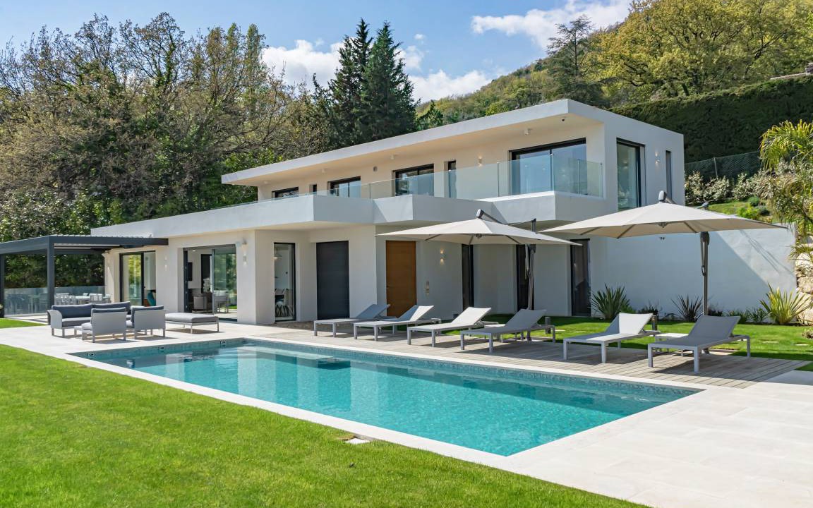 Vence Villa | 200 m² Villa ∙ 5 bedrooms ∙ 10 guests