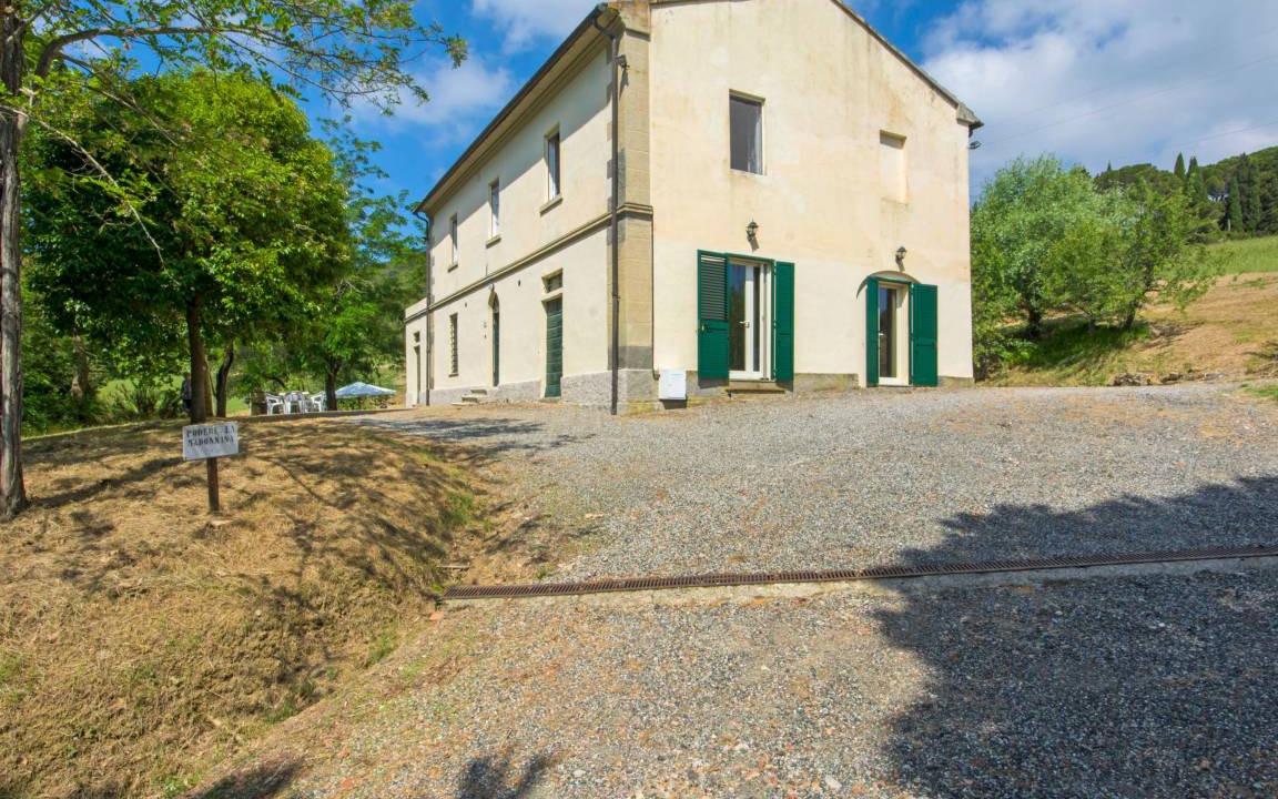 Rosignano Marittimo House | 210 m² House ∙ 7 bedrooms ∙ 17 guests