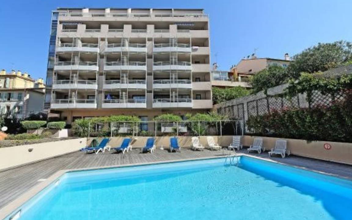 Cannes Old Town Apartment | 24 m² Studio flat ∙ 2 guests
