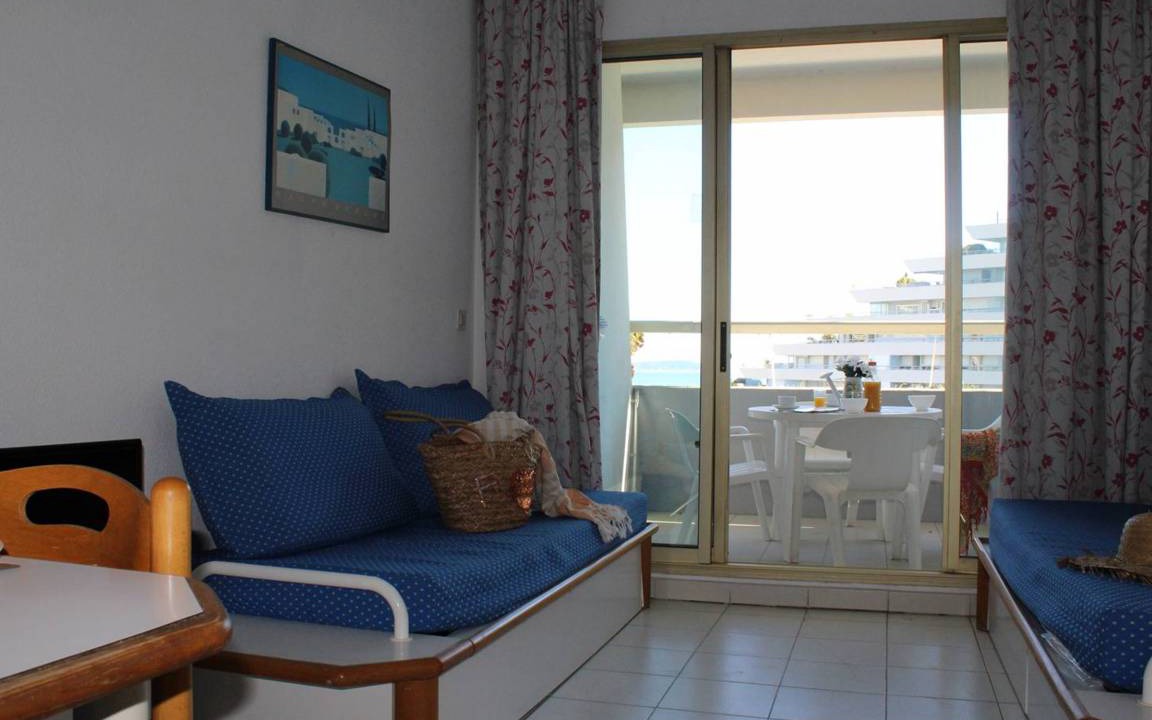 Villeneuve Loubet Beach Apartment | 24 m² Studio flat ∙ 1 bedroom ∙ 4 guests
