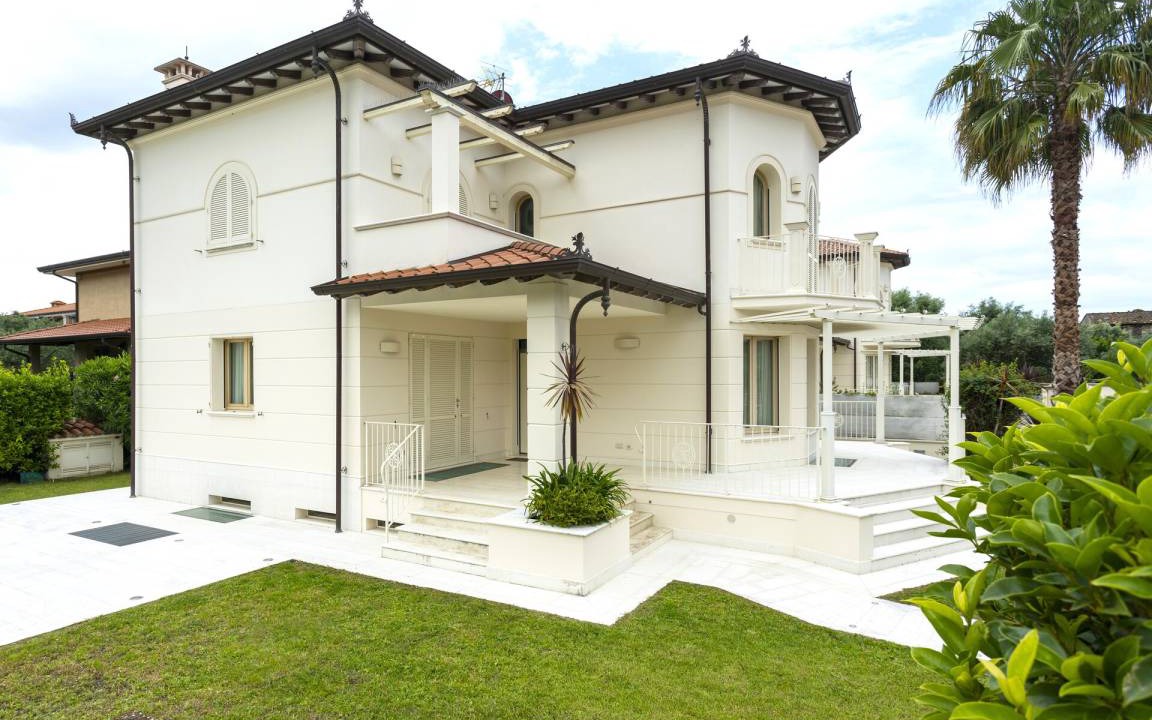 Querceta Villa | 240 m² Villa ∙ 3 bedrooms ∙ 7 guests