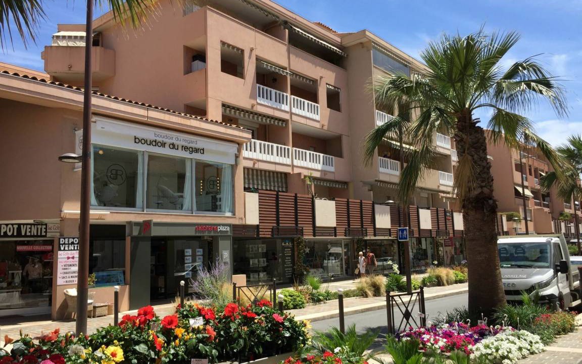 Sainte-Maxime City Centre Apartment | 25 m² Apartment ∙ 1 bedroom ∙ 4 guests
