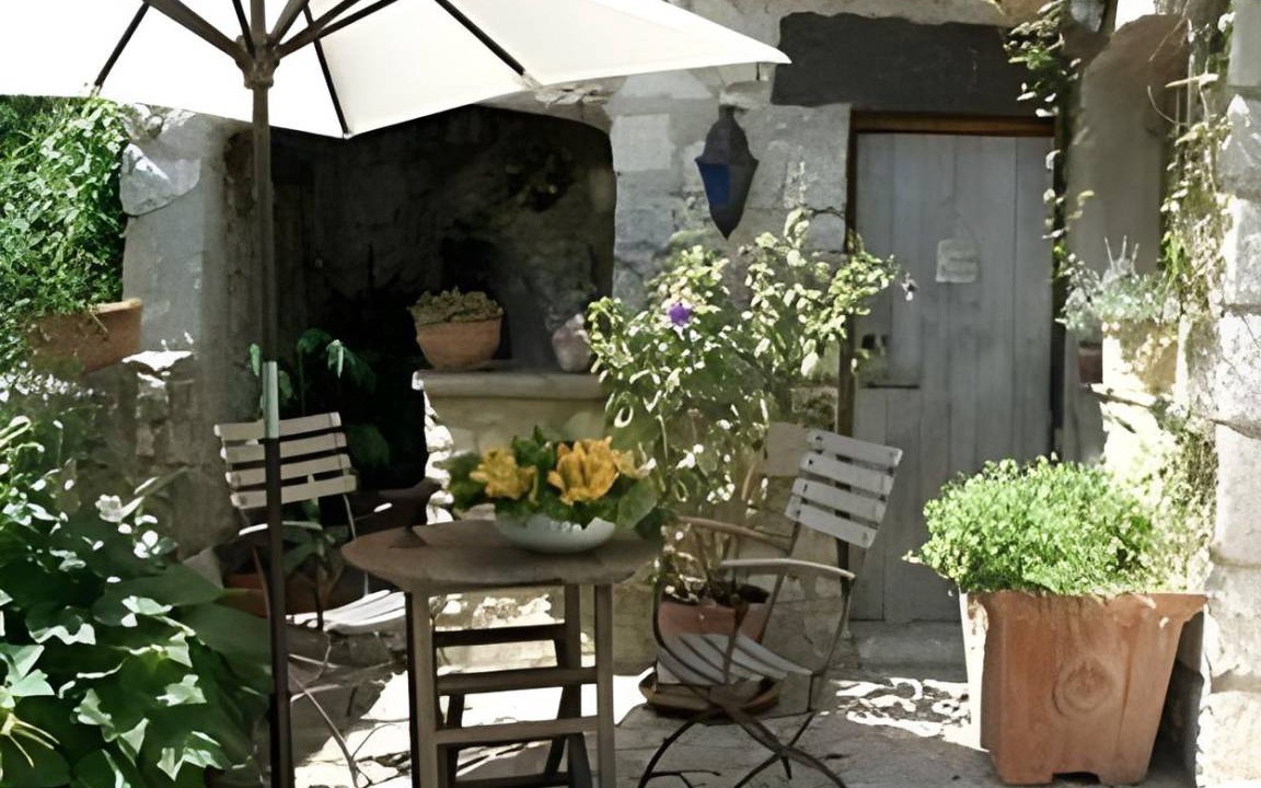 Eze Bed & Breakfast | 25 m² Bed and breakfast ∙ 2 guests