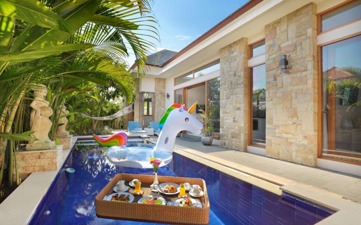 Dewi Sri Resort | 250 m² Resort ∙ 4 guests
