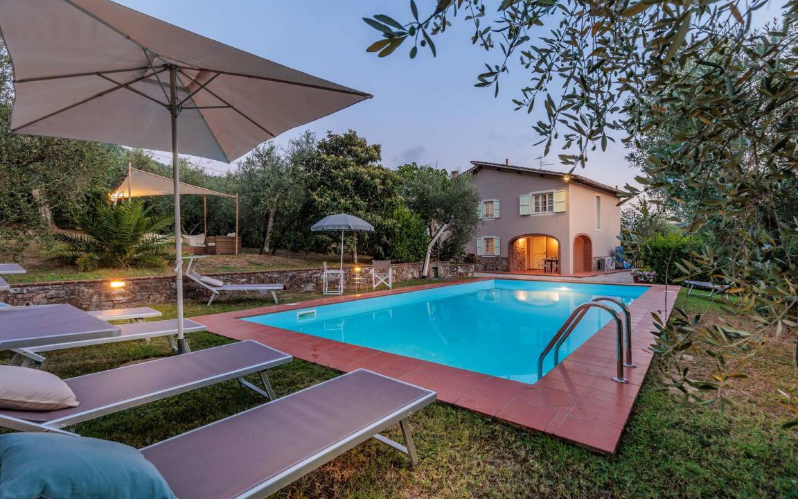 Lucca Villa | 260 m² Villa ∙ 4 bedrooms ∙ 8 guests