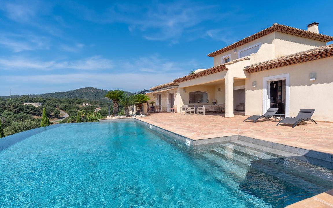 Sainte-Maxime House | 270 m² House ∙ 4 bedrooms ∙ 9 guests