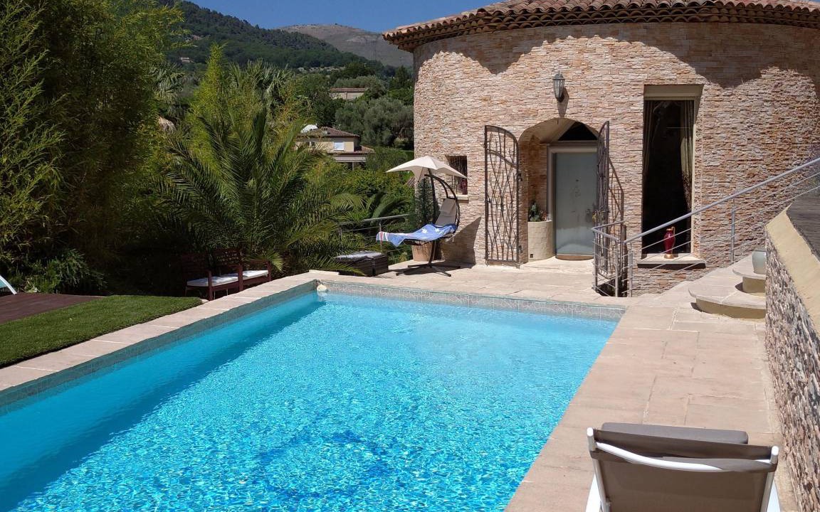 Vence House | 280 m² House ∙ 4 bedrooms ∙ 8 guests