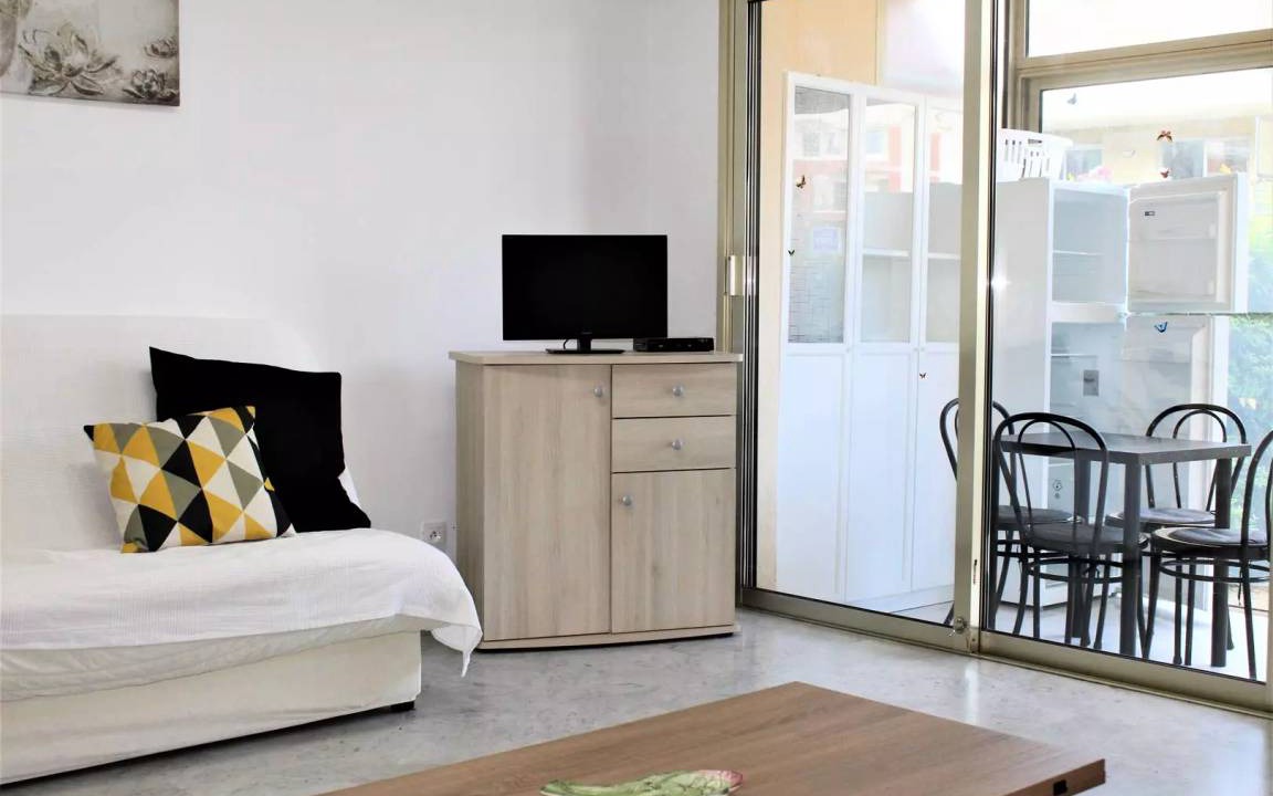 Villeneuve Loubet Beach Apartment | 29 m² Studio flat ∙ 1 bedroom ∙ 4 guests