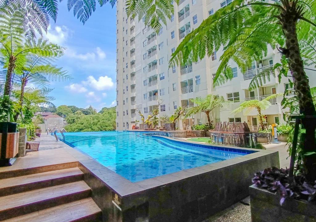 Bandung Apartment | 2BR Parahyangan Residences W Pool & Playstation 5