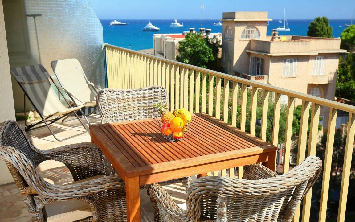 Antibes Old Town Apartment | 30 m² Apartment ∙ 1 bedroom ∙ 2 guests