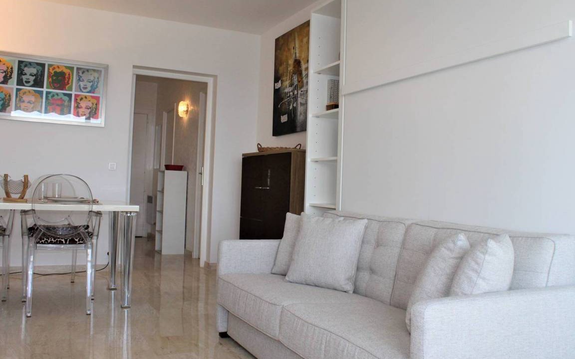 Villeneuve Loubet Beach Apartment | 30 m² Studio flat ∙ 1 bedroom ∙ 2 guests