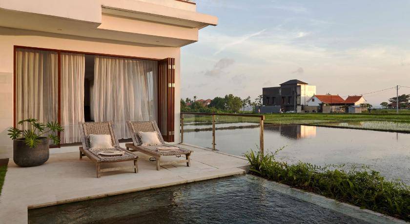 Cemagi Resort | 300 m² Resort ∙ 3 bedrooms ∙ 9 guests