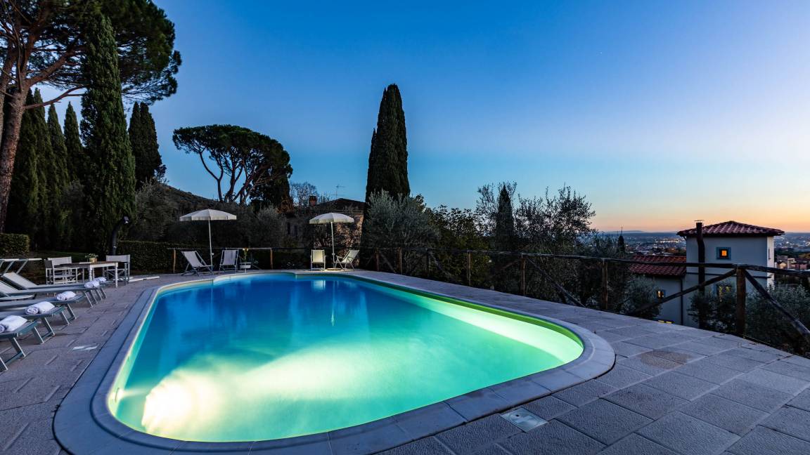 Margine Coperta-Traversagna Villa | 300 m² Villa ∙ 5 bedrooms ∙ 12 guests