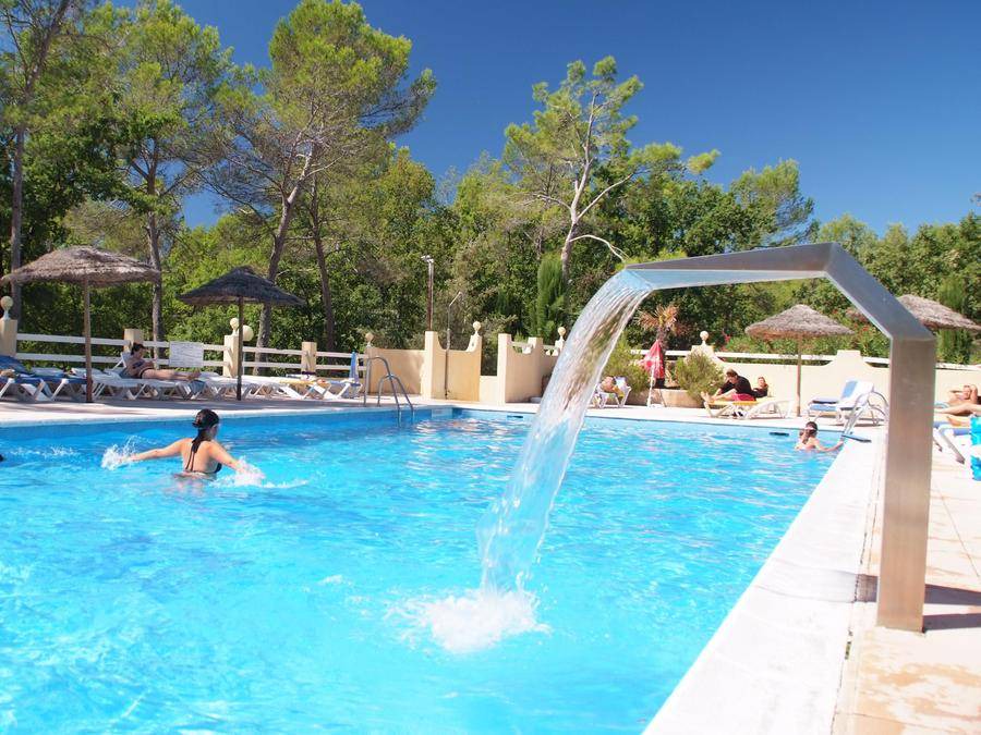 Saint-Paul-en-Foret House | 32 m² Mobile home ∙ 2 bedrooms ∙ 6 guests