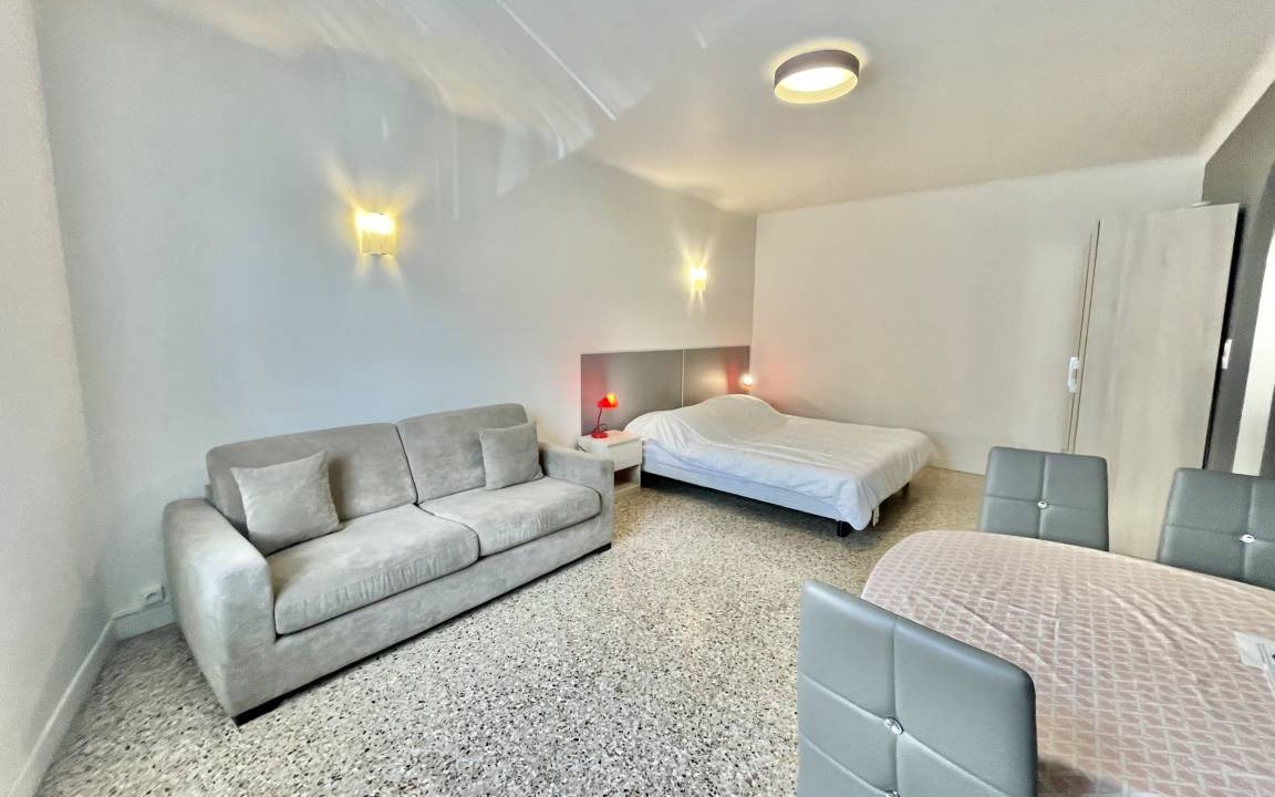 Carnot Apartment | 34 m² Studio flat ∙ 4 guests