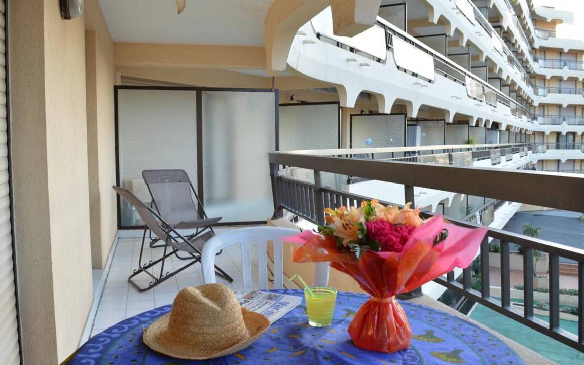 Frejus Plage Apartment | 35 m² Apartment ∙ 1 bedroom ∙ 4 guests