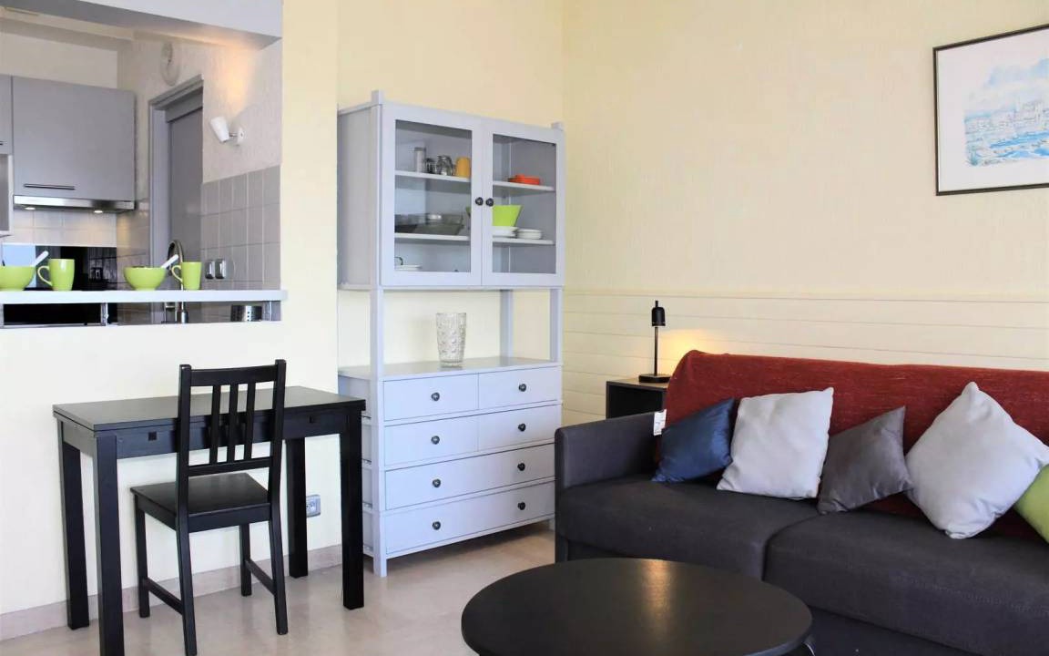Villeneuve Loubet Beach Apartment | 35 m² Studio flat ∙ 1 bedroom ∙ 4 guests