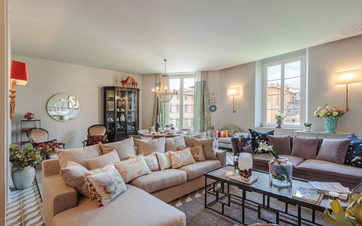Lucca Historical Center Apartment | 350 m² Apartment ∙ 4 bedrooms ∙ 8 guests
