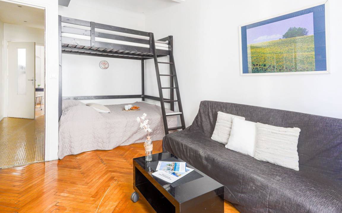 Musicians Quarter Apartment | 39 m² Apartment ∙ 1 bedroom ∙ 4 guests