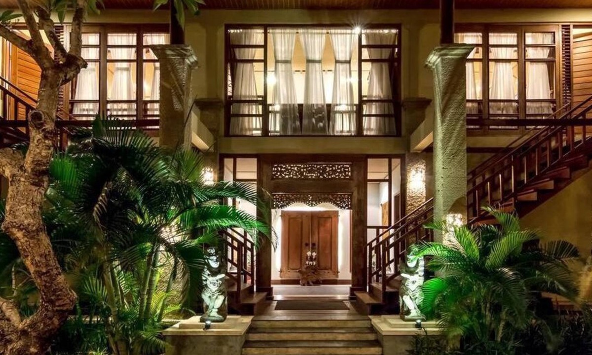 Sunset Road Villa | 3BR Desamuda Private Pool Villa AT