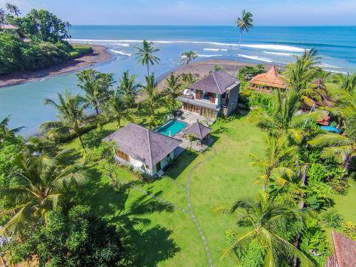 Suraberata Resort | 400 m² Resort ∙ 3 bedrooms ∙ 7 guests