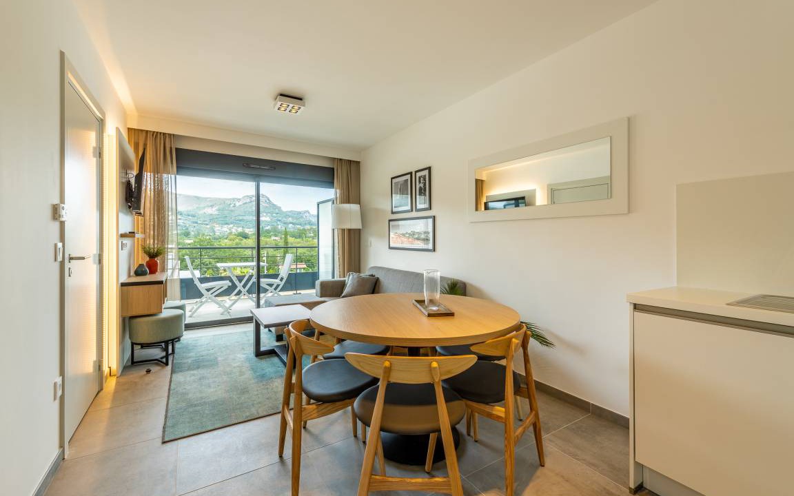 Vence Apartment | 41 m² Apartment ∙ 1 bedroom ∙ 6 guests